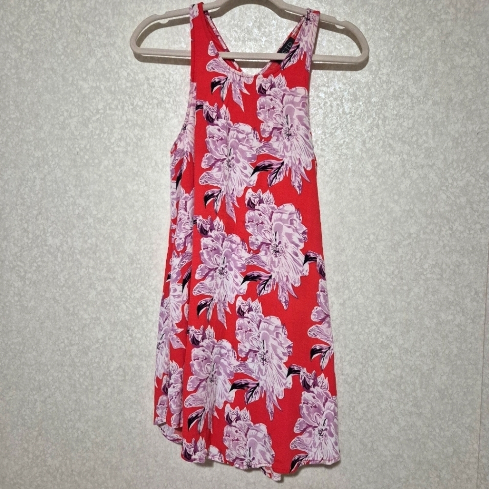 ASTR Red Floral Dress..SIZE:S